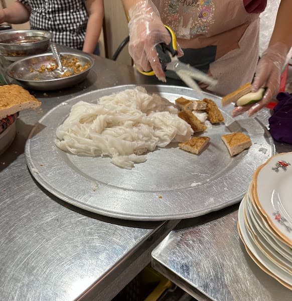 Hình ảnh Bánh cuốn Hoa Châm - 4