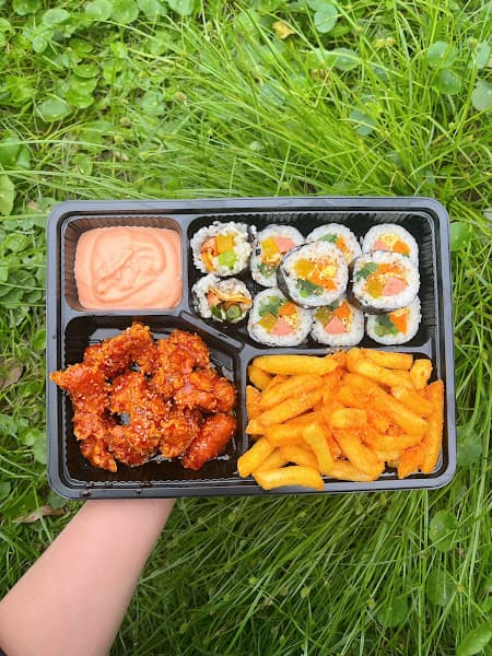 Ảnh bìa Quán Karaoke Ruby