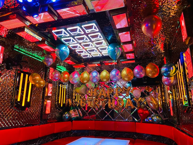 Karaoke Đình Ngọc