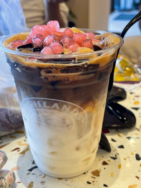 Hình ảnh Highlands Coffee Aeon Mall Hue - 2