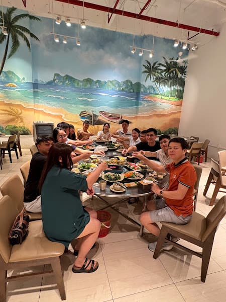 Buffet hải sản Hạ Long - Tiến Thịnh