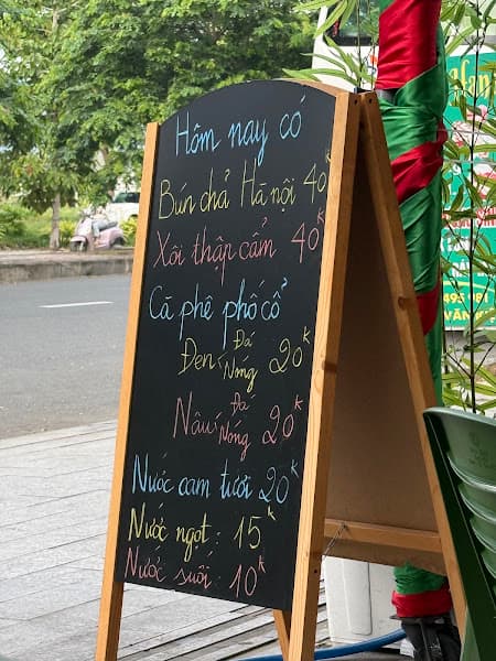 Hình ảnh Bún chả - Xôi nếp BÀ HOA Hà Nội xưa - 3