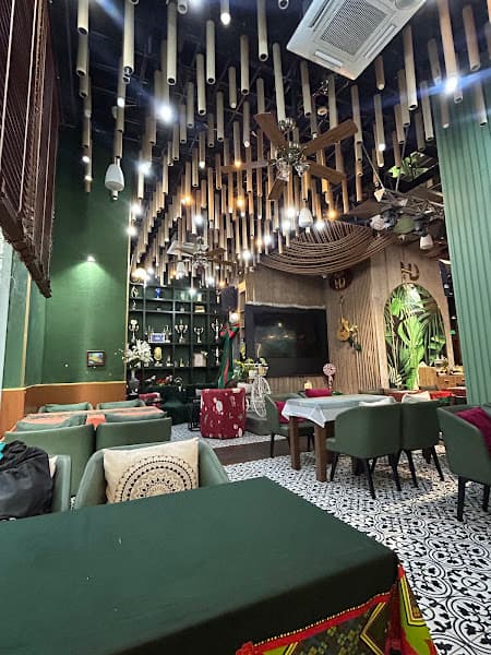 Hình ảnh HD Coffee and Music - Cafe Phòng Trà Ca Nhạc - 3