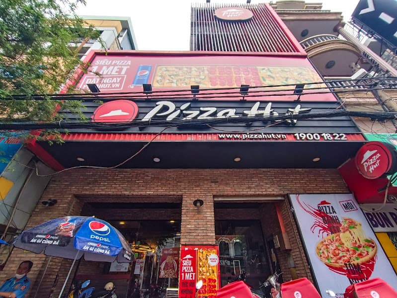 Pizza Hut Nguyễn Gia Trí