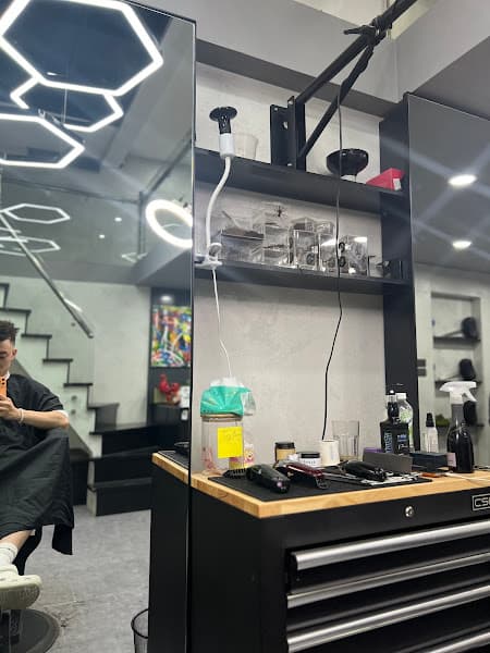 Hình ảnh Cao Lau barbershop - 2