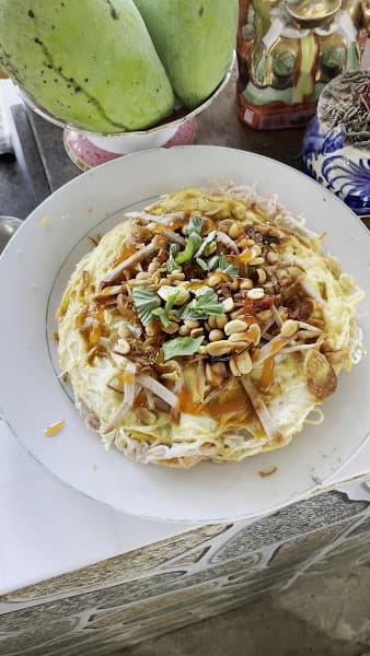 Hình ảnh LÒ HỦ TIẾU SÁU HOÀI pizza hủ tiếu - 2