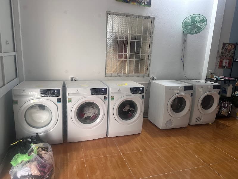 Giặt Sấy Gia Đình (Family Laundry)