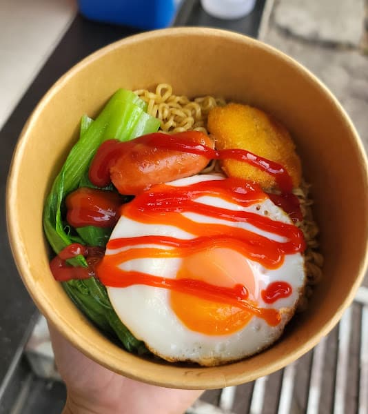 Hình ảnh Matcha latte & mì ý bò bằm 1992 food and drink - 3