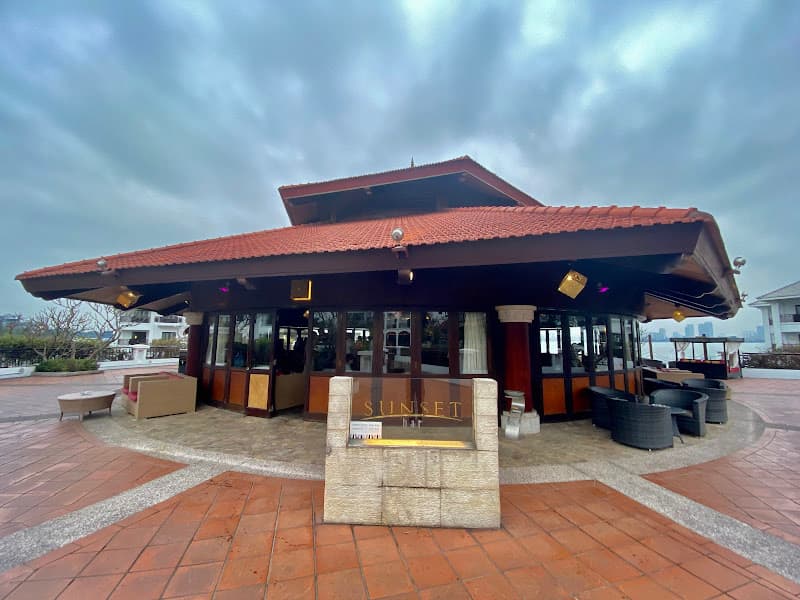 Sunset Bar