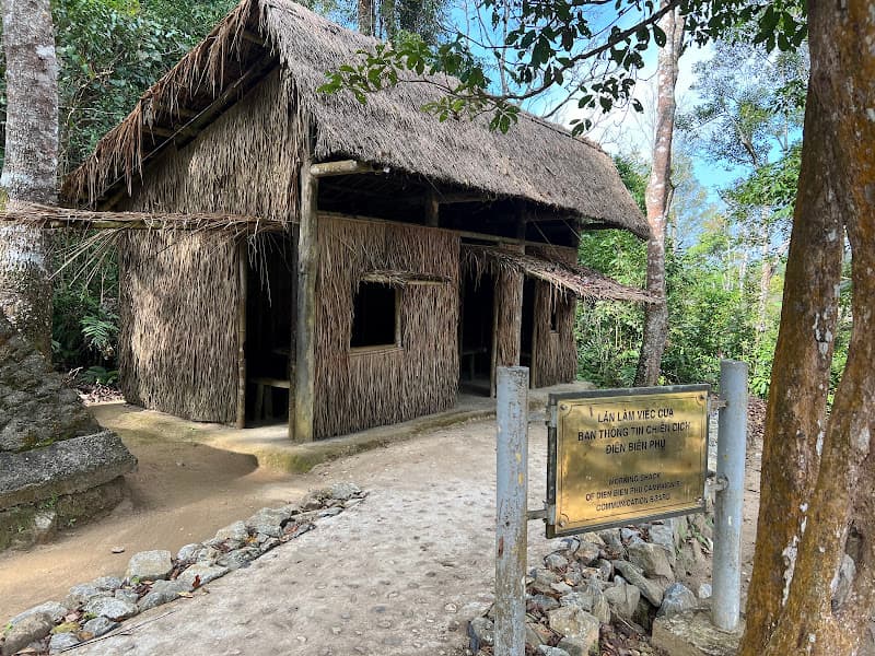 Ảnh bìa Sở chỉ huy Chiến dịch Điện Biên Phủ