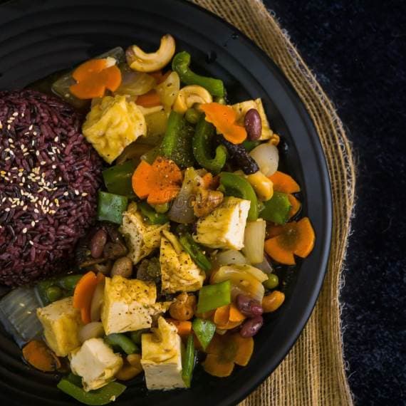 Bánh mì xíu mại chén