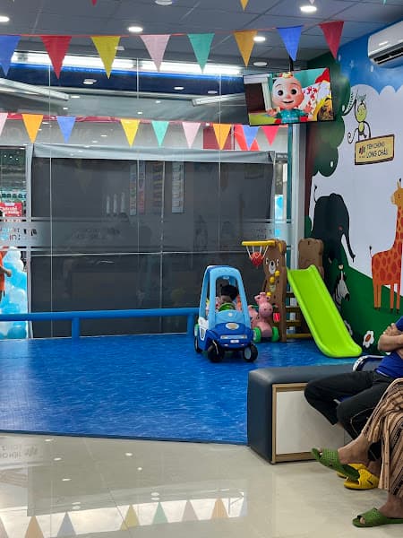 Hình ảnh Trung Tâm Tiêm Chủng FPT Long Châu - 2