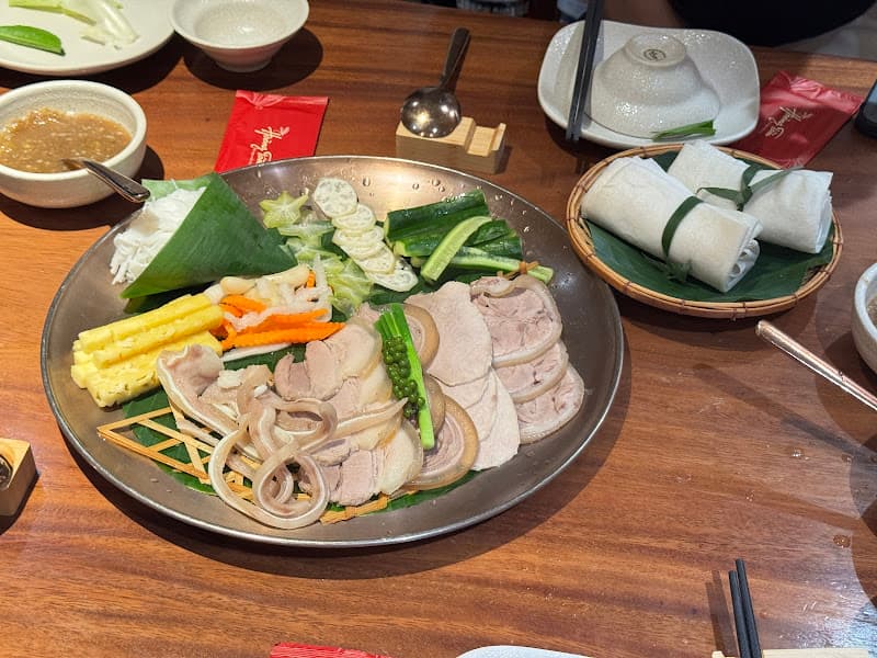 Hình ảnh Nhà hàng Hoàng Tâm - Nguyễn Cảnh Chân - 9