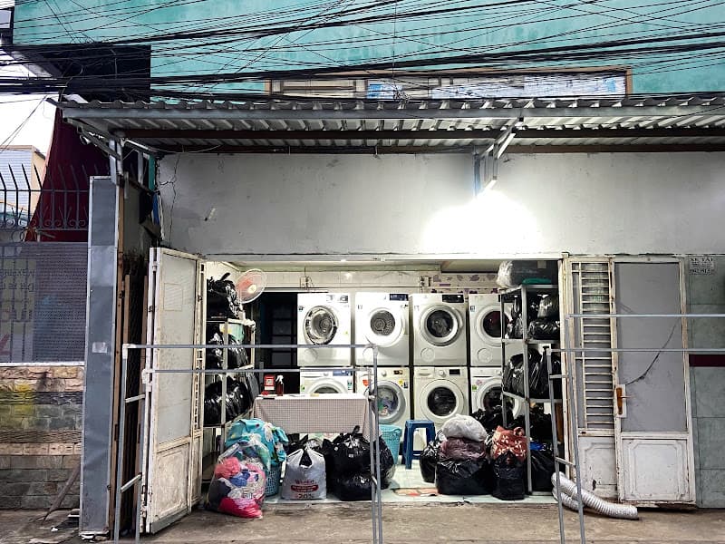 Hình ảnh GIẶT SẤY 66 HẺM 132 ĐƯỜNG 3 THÁNG 2| 66 LAUNDRY | Dịch vụ giặt sấy quần áo, chăn màn rèm| Vệ sinh Giày| Vệ sinh gấu bông - 3