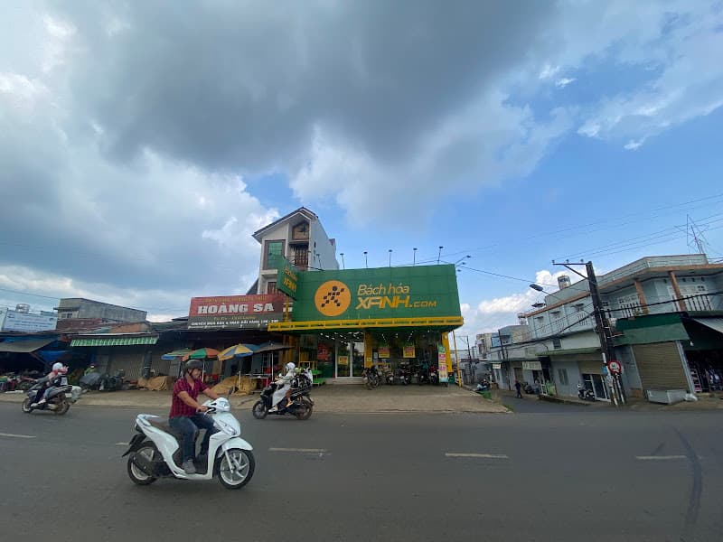 Ảnh bìa Siêu thị Bách hoá XANH Nguyễn Văn Cừ