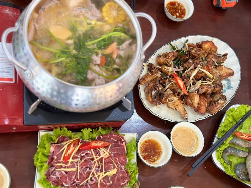 Hình ảnh Nhà Hàng Lê Dũng Cơm Quê Lẩu Nướng ( mùa hè) - 2