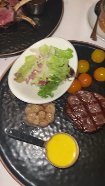 Hình ảnh Reflections Restaurant - 4