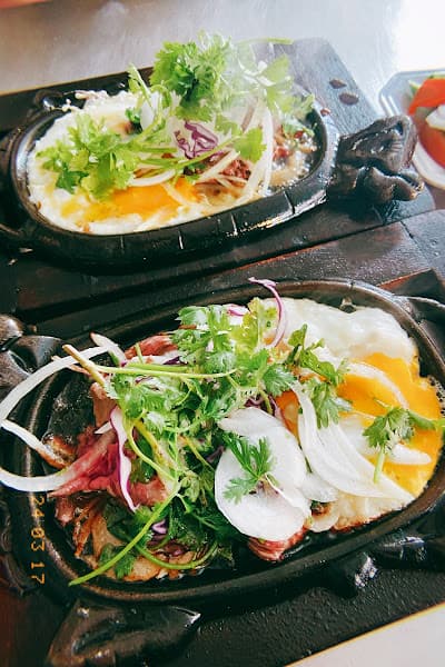 Hình ảnh Bánh mỳ Xíu Mại Bò Bít Tết Gái - 3