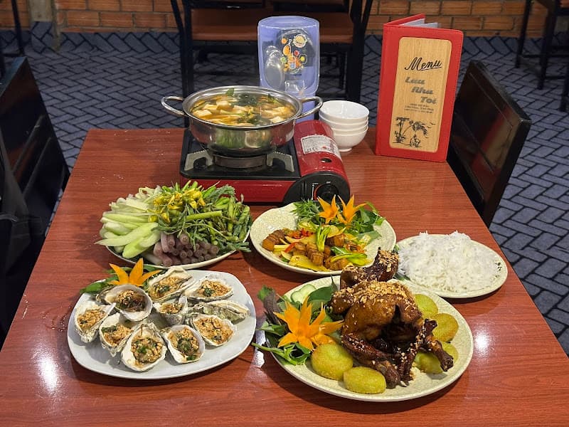 Ẩm Thực Gia Đình Quê Tôi chay mặn 80k