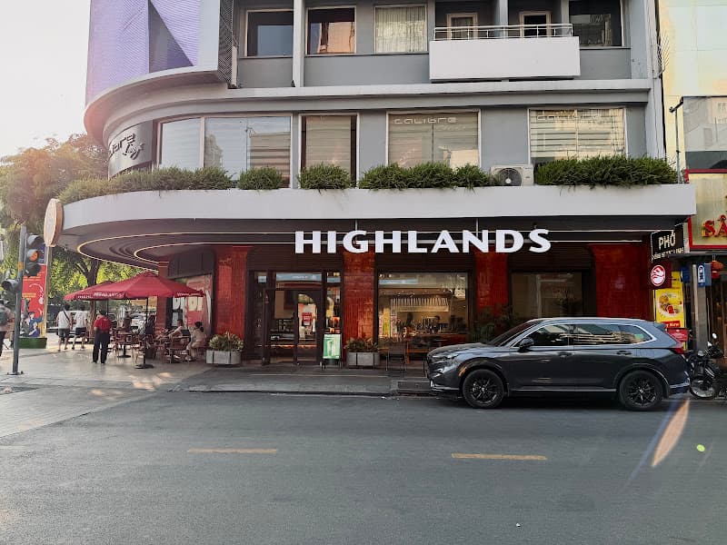Ảnh bìa Highlands Coffee 66 Nguyen Hue D1