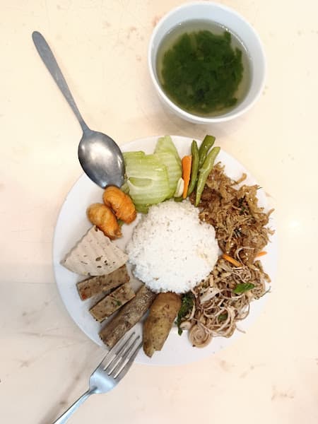 Hình ảnh Cơm chay Loving Hut. - 2