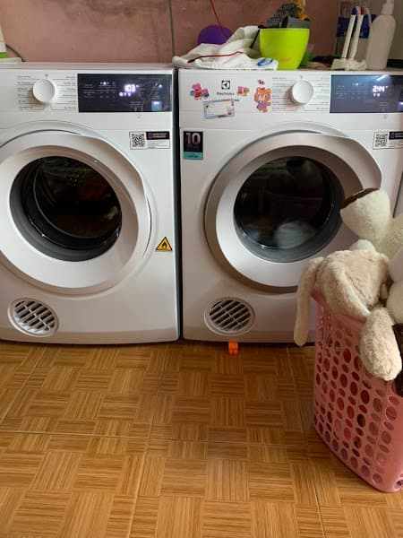 Hình ảnh Minh Thu Laundry- Tiệm Giặt Minh Thư. - 3