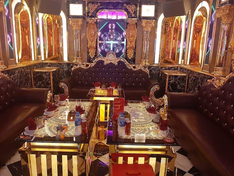 Karaoke 179 Trần Quý