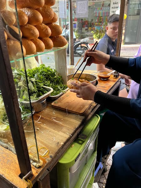 Hình ảnh Bánh Mì Xíu Mại Đường Số 45 Quận 4 - 2