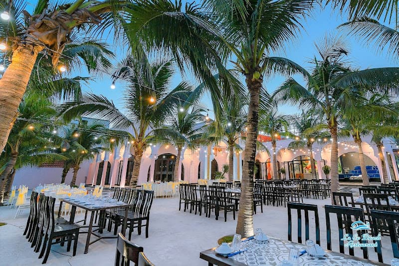 Hình ảnh Lá Cọ Beach - Nhà Hàng Hải Sản Ngon Tại Đồng Hới Quảng Bình - 4