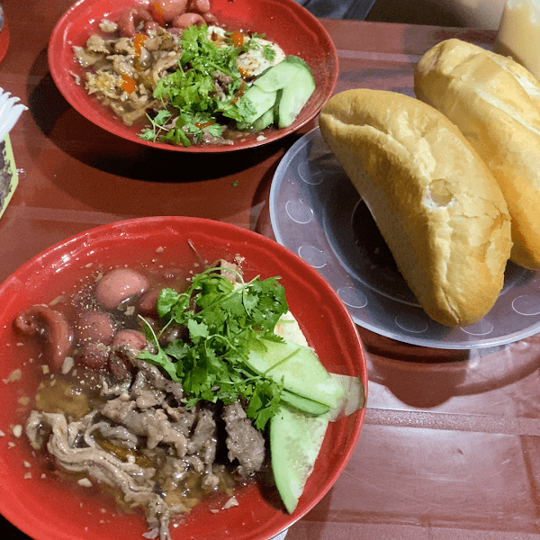 Hình ảnh Quán Bà Già - Bánh mì tái lăn - 4