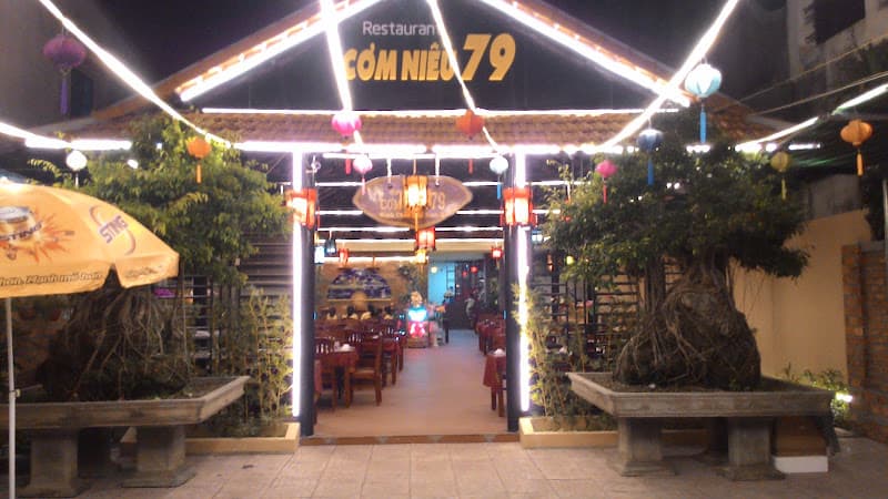 Nhà hàng Hải Sản 79