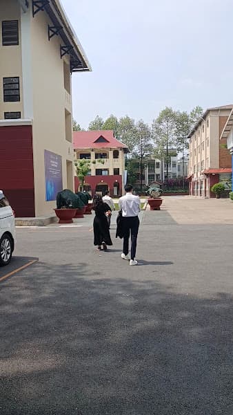 Hình ảnh Trường Đại Học Công Nghệ Đồng Nai - 5