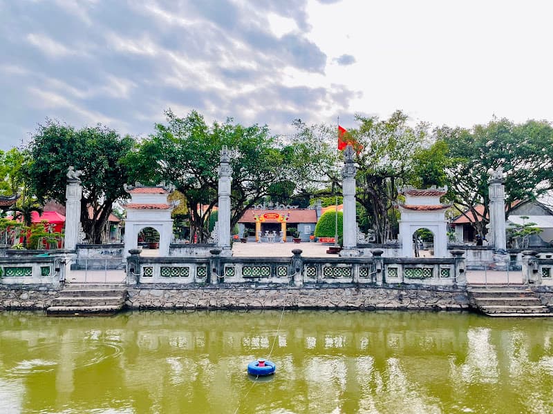 Hình ảnh Đền Gắm - 3