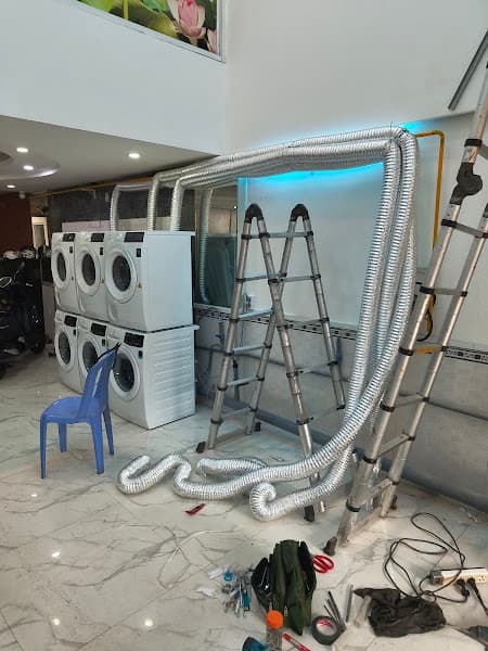 Hình ảnh Giặt 24H - Giặt Sấy, Giặt Hấp Quần Áo, Chăn, Rèm, Topper, Vệ Sinh Giày, Gấu Bông, Giặt Sỉ Spa, Khách Sạn - 5