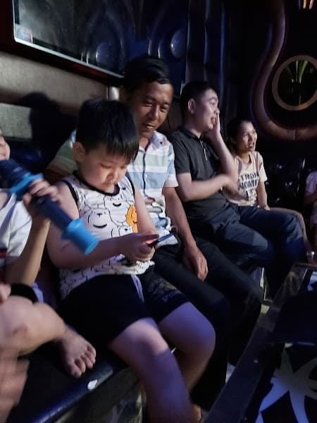 Hình ảnh karaoke Công Tiến - 2