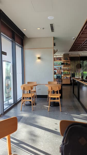 Hình ảnh Starbucks Cafe S2.03 - 5
