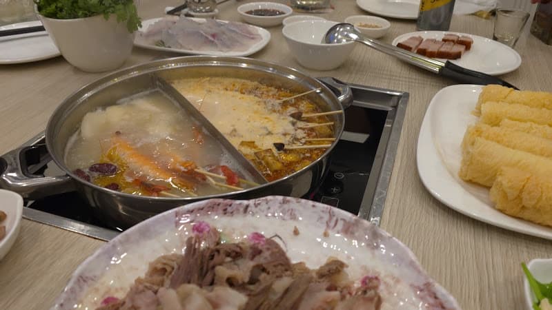Hình ảnh Nhà hàng hải sản & lẩu Yeebo (Quận 1) - Yeebo Seafood and Hotpot Restaurant (District 1) - 5