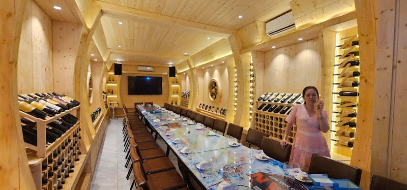 Tân Đào Hoa Đảo Food & Beer