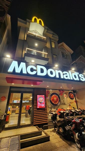 McDonald's Phan Xích Long