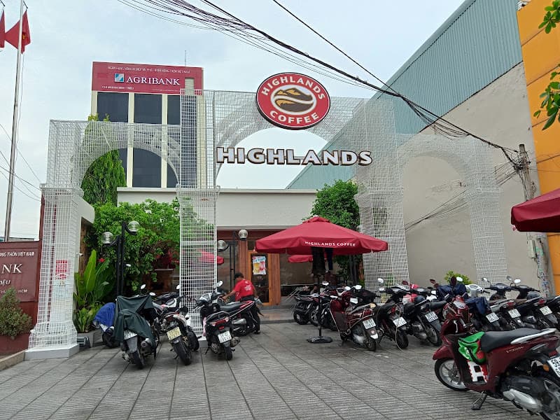 Ảnh bìa Highlands Coffee Quốc Lộ 13