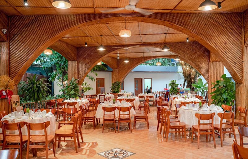 Quán Ăn Gia Đình Đông Phương 1