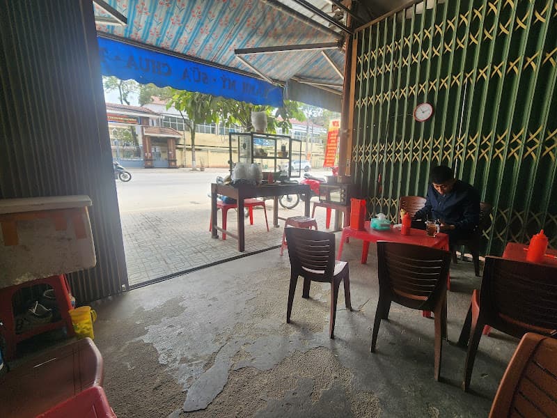 Bánh Mì Bà Lý - Banh Mi VietNam