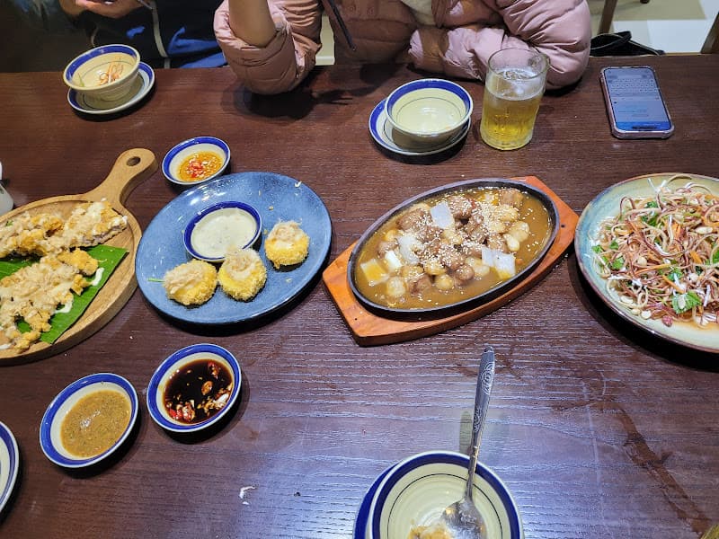 Hình ảnh Bản Quán - 2