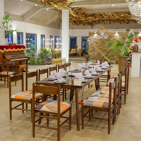 Hình ảnh Nhà hàng Buffet Hải Sản Hạ Long - Lalabay - 4