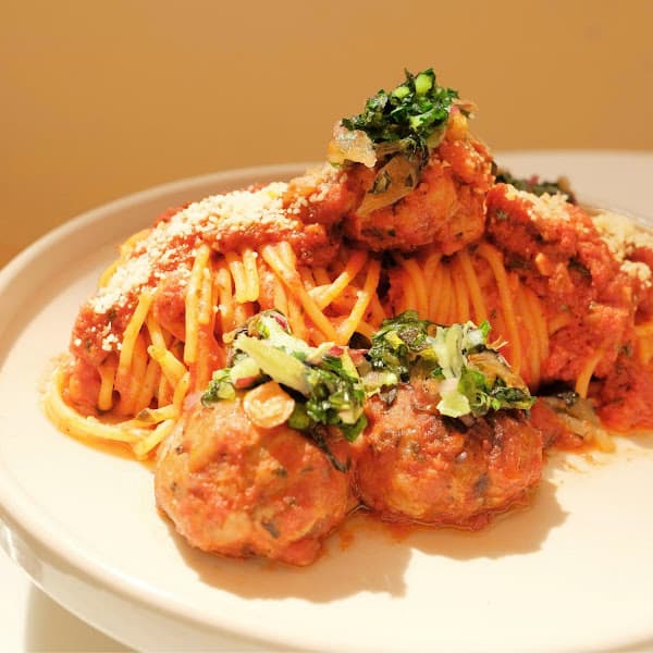 Hình ảnh LÀ LÁ Bakeshop & Coffee - 4