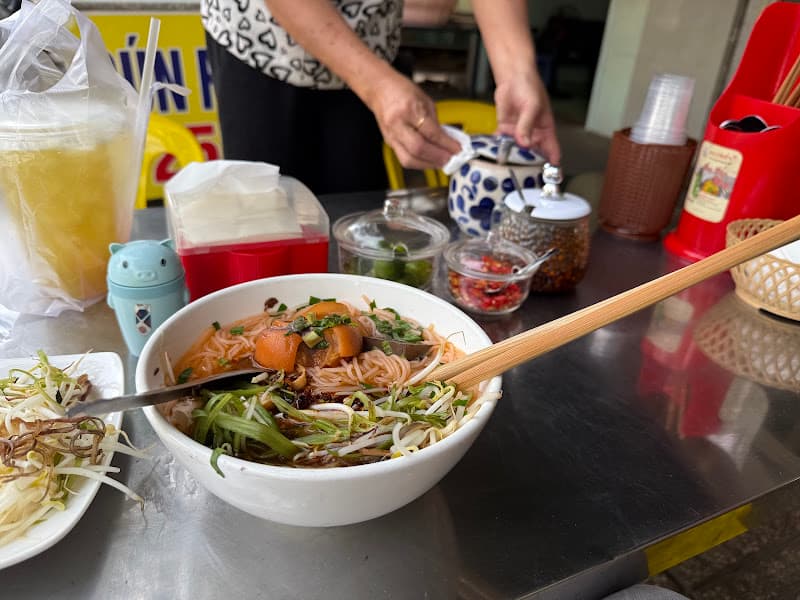 Hình ảnh Bún bò huế 27 - 4