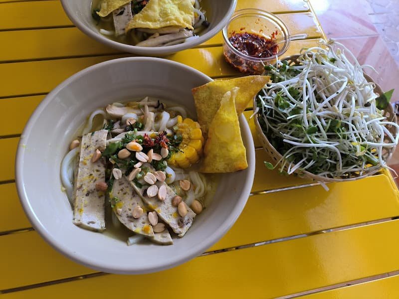 Hình ảnh Chay Nhà Ty - 3