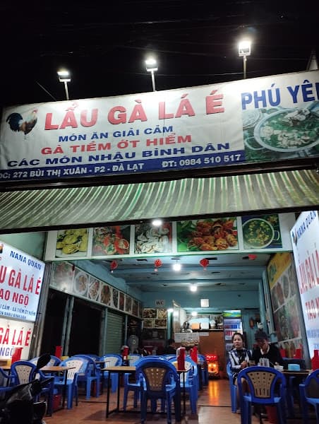 Lẩu gà lá é tao ngộ
