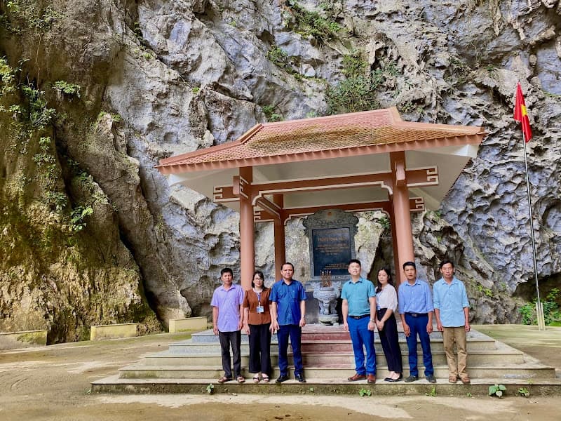 Ảnh bìa Khu di tích lịch sử Thành lập Chi Bộ Đảng đầu tiên của Huyện Bảo Lạc