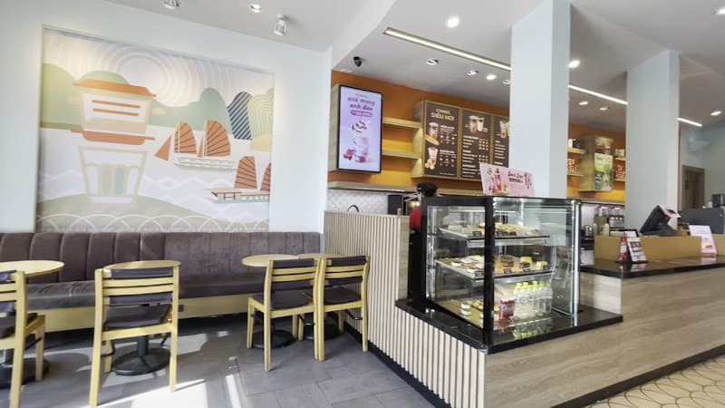 Hình ảnh Highlands Coffee Monbay Hạ Long - 4